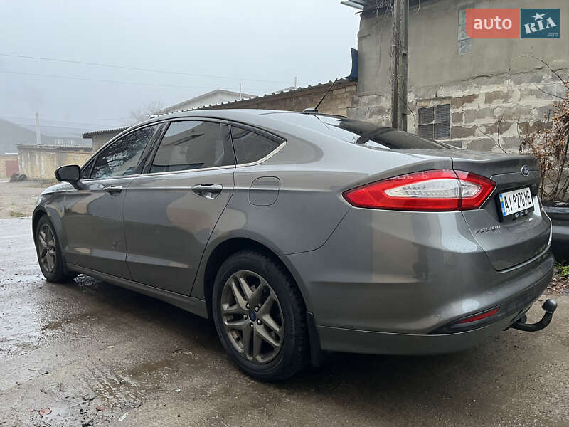 Седан Ford Fusion 2012 в Броварах