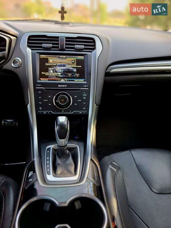 Седан Ford Fusion 2014 в Миколаєві