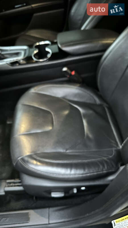 Седан Ford Fusion 2015 в Смеле