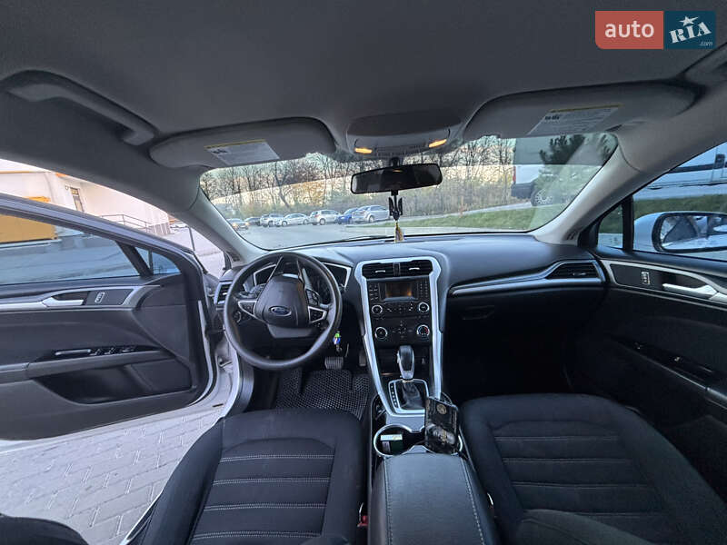 Седан Ford Fusion 2014 в Вінниці