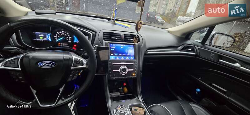 Седан Ford Fusion 2016 в Києві