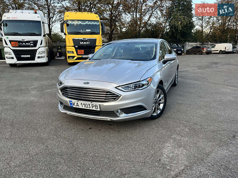 Седан Ford Fusion 2017 в Киеве фото 23 Седан Ford Fusion 2017 в Киеве