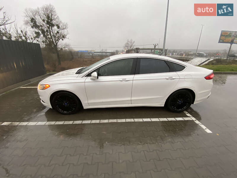Седан Ford Fusion 2013 в Києві