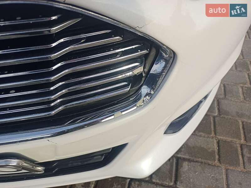 Седан Ford Fusion 2015 в Одесі