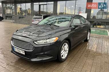 Седан Ford Fusion 2013 в Києві