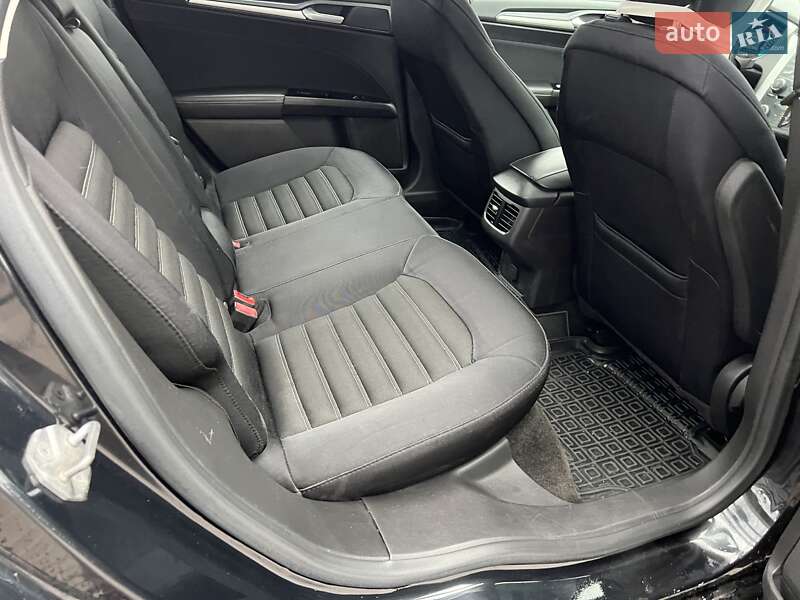 Седан Ford Fusion 2013 в Киеве