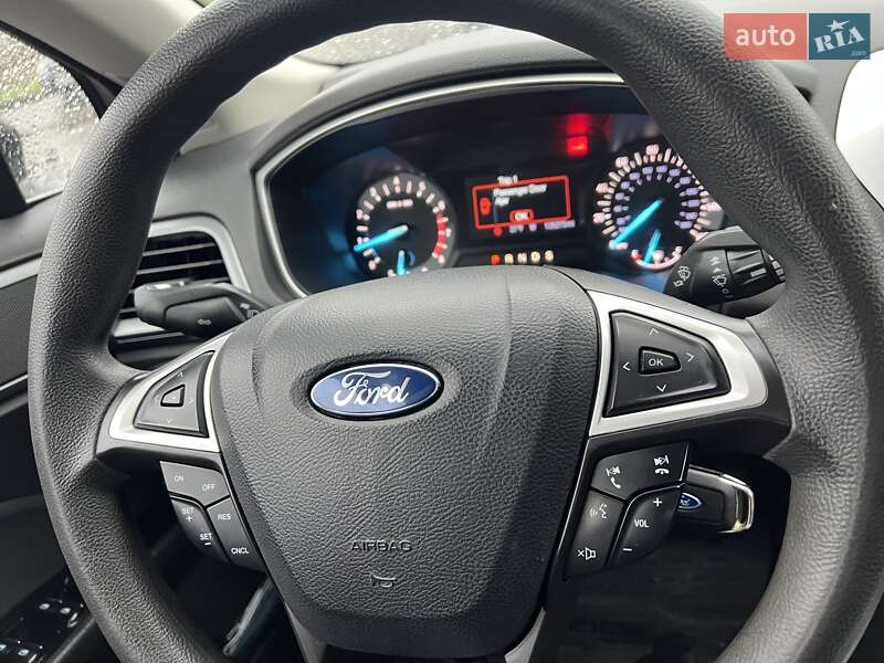 Седан Ford Fusion 2013 в Киеве