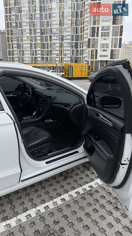 Седан Ford Fusion 2015 в Киеве фото 26 Седан Ford Fusion 2015 в Киеве