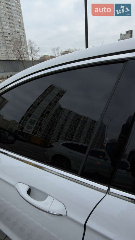 Седан Ford Fusion 2015 в Киеве фото 31 Седан Ford Fusion 2015 в Киеве