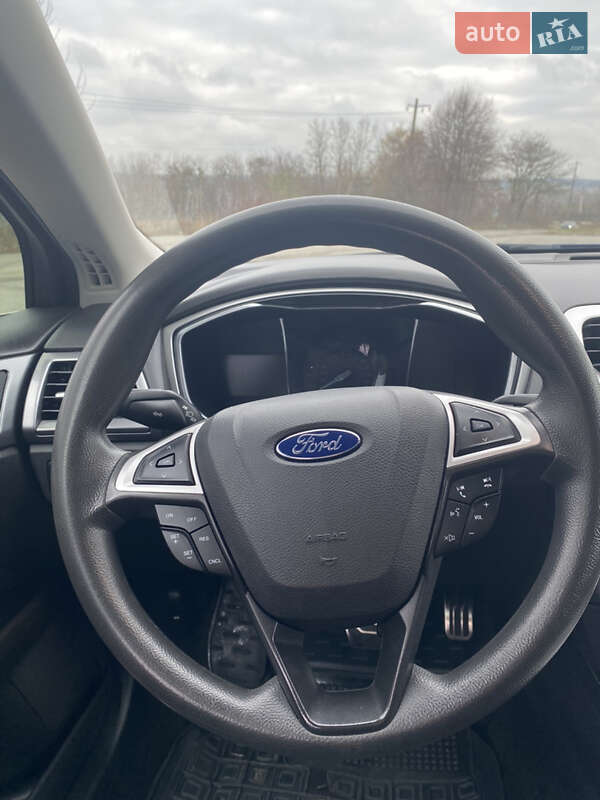 Седан Ford Fusion 2016 в Хмельницком