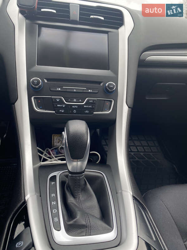 Седан Ford Fusion 2016 в Хмельницком