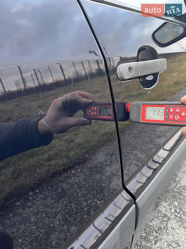 Хэтчбек Ford Fusion 2006 в Звягеле