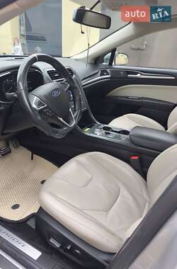 Седан Ford Fusion 2018 в Измаиле