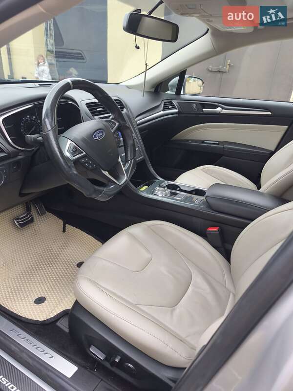 Седан Ford Fusion 2018 в Измаиле