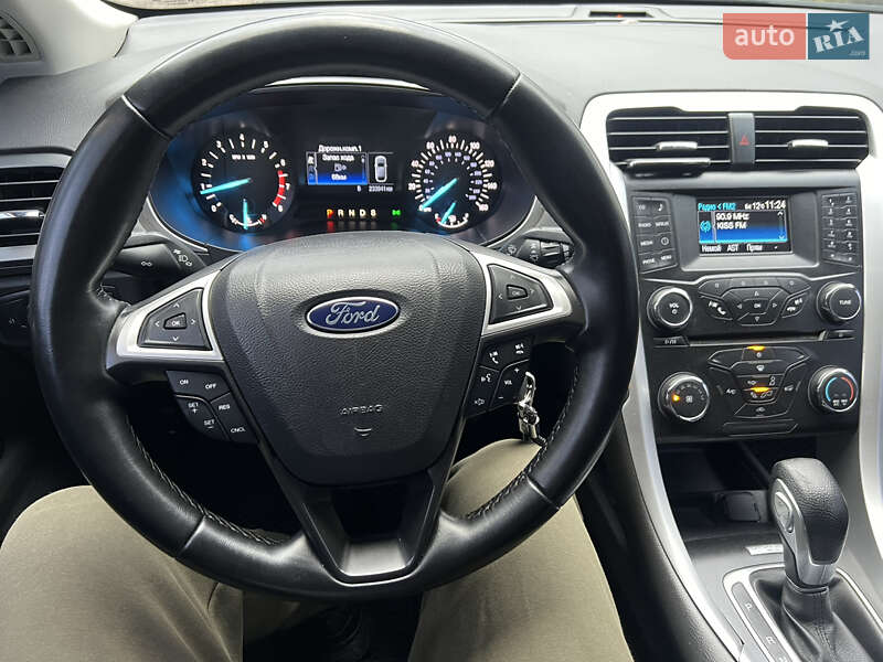 Седан Ford Fusion 2014 в Виннице