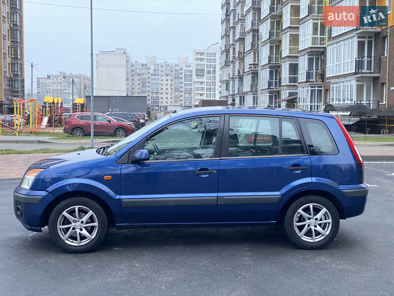 Хэтчбек Ford Fusion 2007 в Чернигове