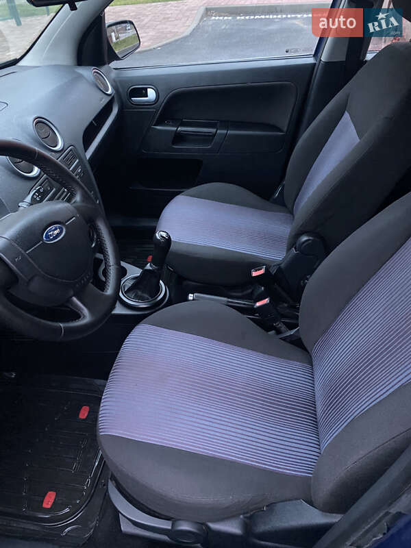 Хэтчбек Ford Fusion 2007 в Чернигове