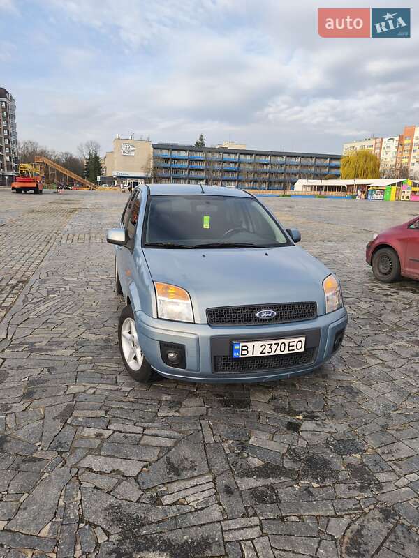 Хэтчбек Ford Fusion 2010 в Кременчуге фото 3 Хэтчбек Ford Fusion 2010 в Кременчуге