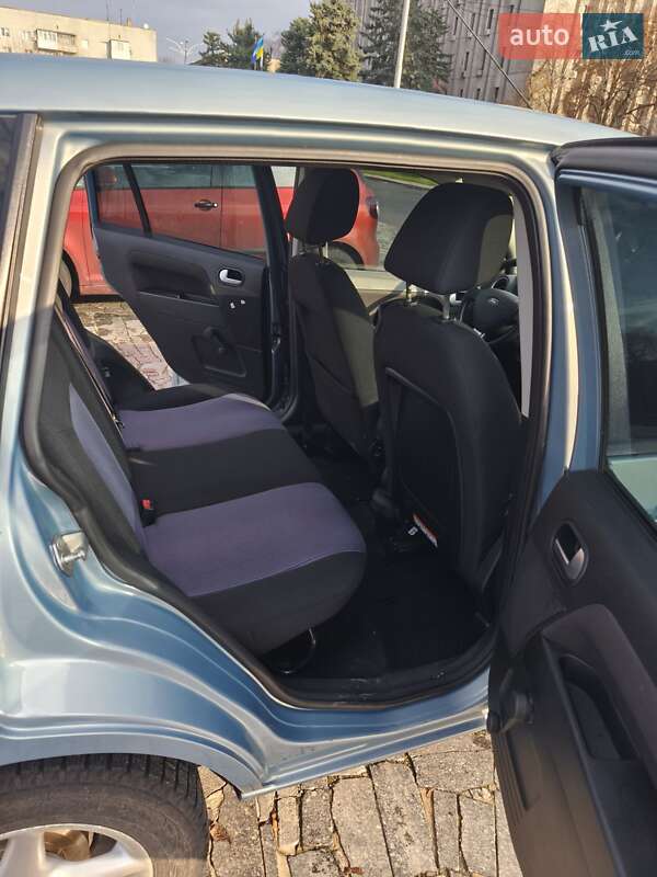 Хэтчбек Ford Fusion 2010 в Кременчуге фото 14 Хэтчбек Ford Fusion 2010 в Кременчуге