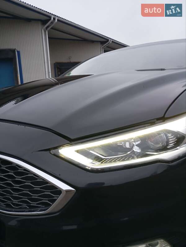 Седан Ford Fusion 2017 в Вишгороді