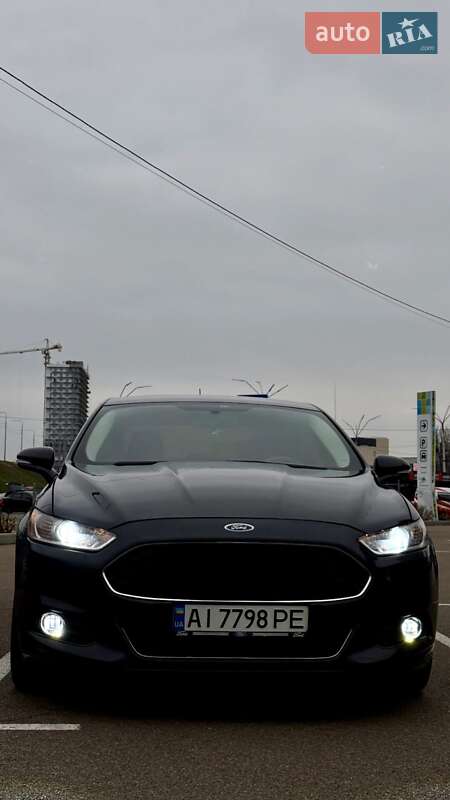 Седан Ford Fusion 2013 в Вышгороде