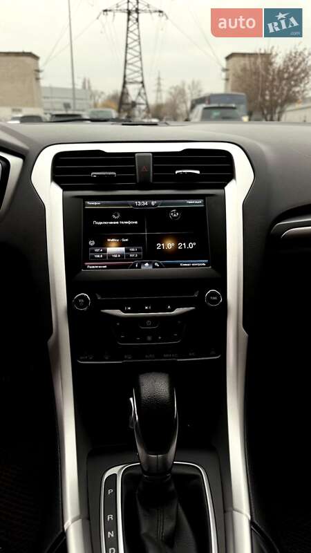 Седан Ford Fusion 2013 в Вышгороде