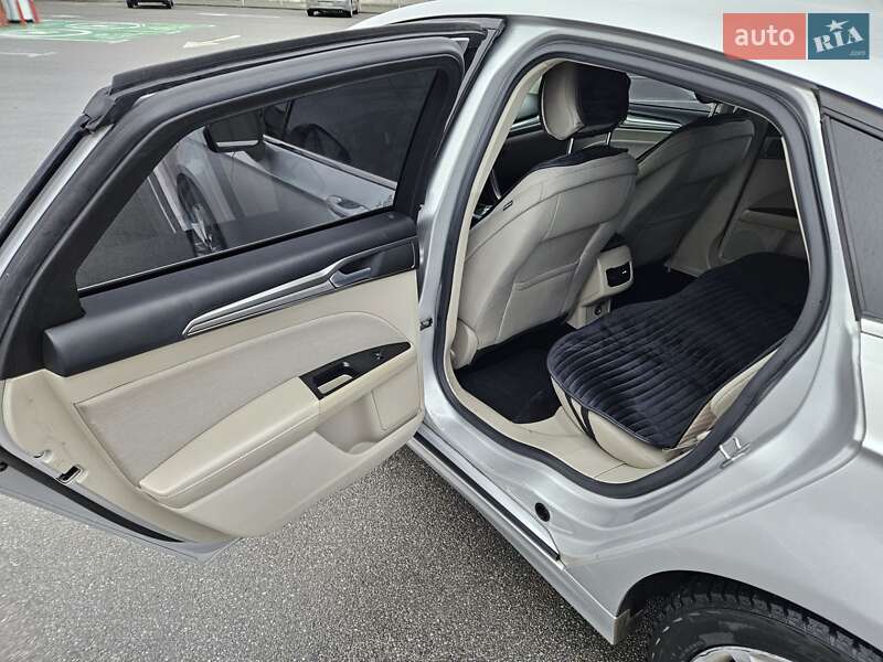 Седан Ford Fusion 2016 в Гостомеле фото 8 Седан Ford Fusion 2016 в Гостомеле