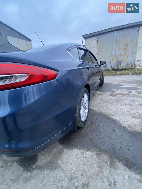 Седан Ford Fusion 2018 в Старокостянтинові