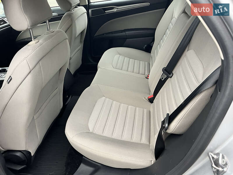 Седан Ford Fusion 2017 в Києві