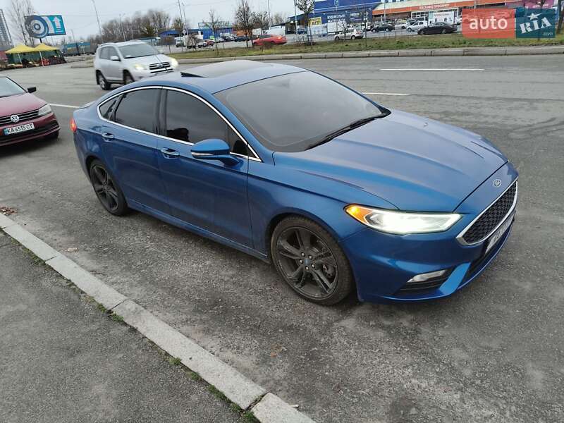 Седан Ford Fusion 2016 в Киеве фото 2 Седан Ford Fusion 2016 в Киеве