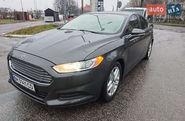 Седан Ford Fusion 2015 в Сумах