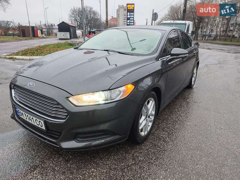 Седан Ford Fusion 2015 в Сумах