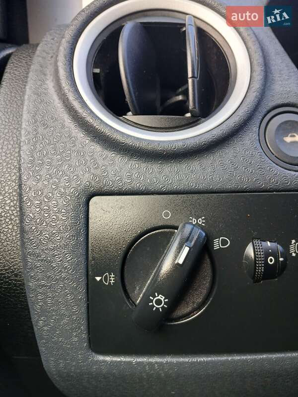 Хетчбек Ford Fusion 2006 в Чернігові