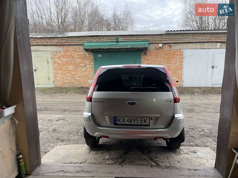 Хетчбек Ford Fusion 2010 в Ніжині