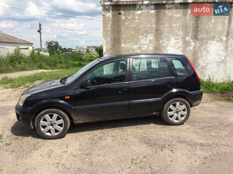 Хэтчбек Ford Fusion 2011 в Ровно фото 3 Хэтчбек Ford Fusion 2011 в Ровно