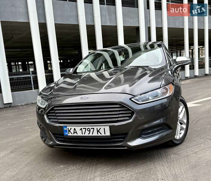 Седан Ford Fusion 2015 в Киеве фото 2 Седан Ford Fusion 2015 в Киеве