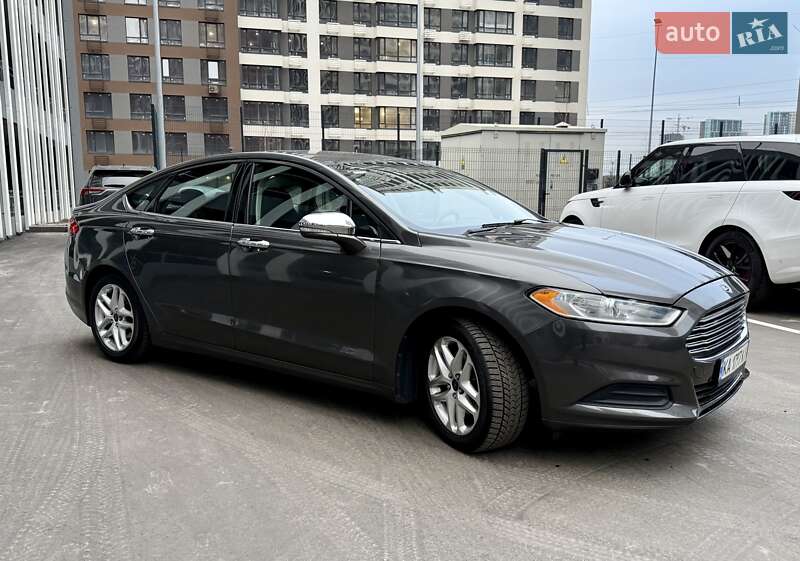 Седан Ford Fusion 2015 в Киеве фото 8 Седан Ford Fusion 2015 в Киеве