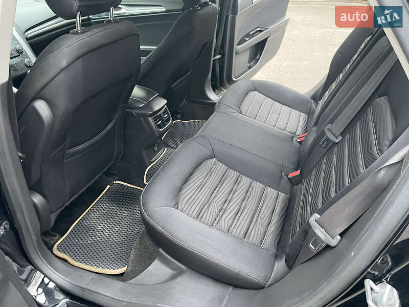 Седан Ford Fusion 2015 в Киеве фото 15 Седан Ford Fusion 2015 в Киеве