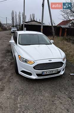 Седан Ford Fusion 2013 в Киеве