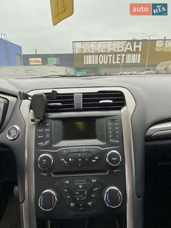 Седан Ford Fusion 2017 в Киеве фото 17 Седан Ford Fusion 2017 в Киеве