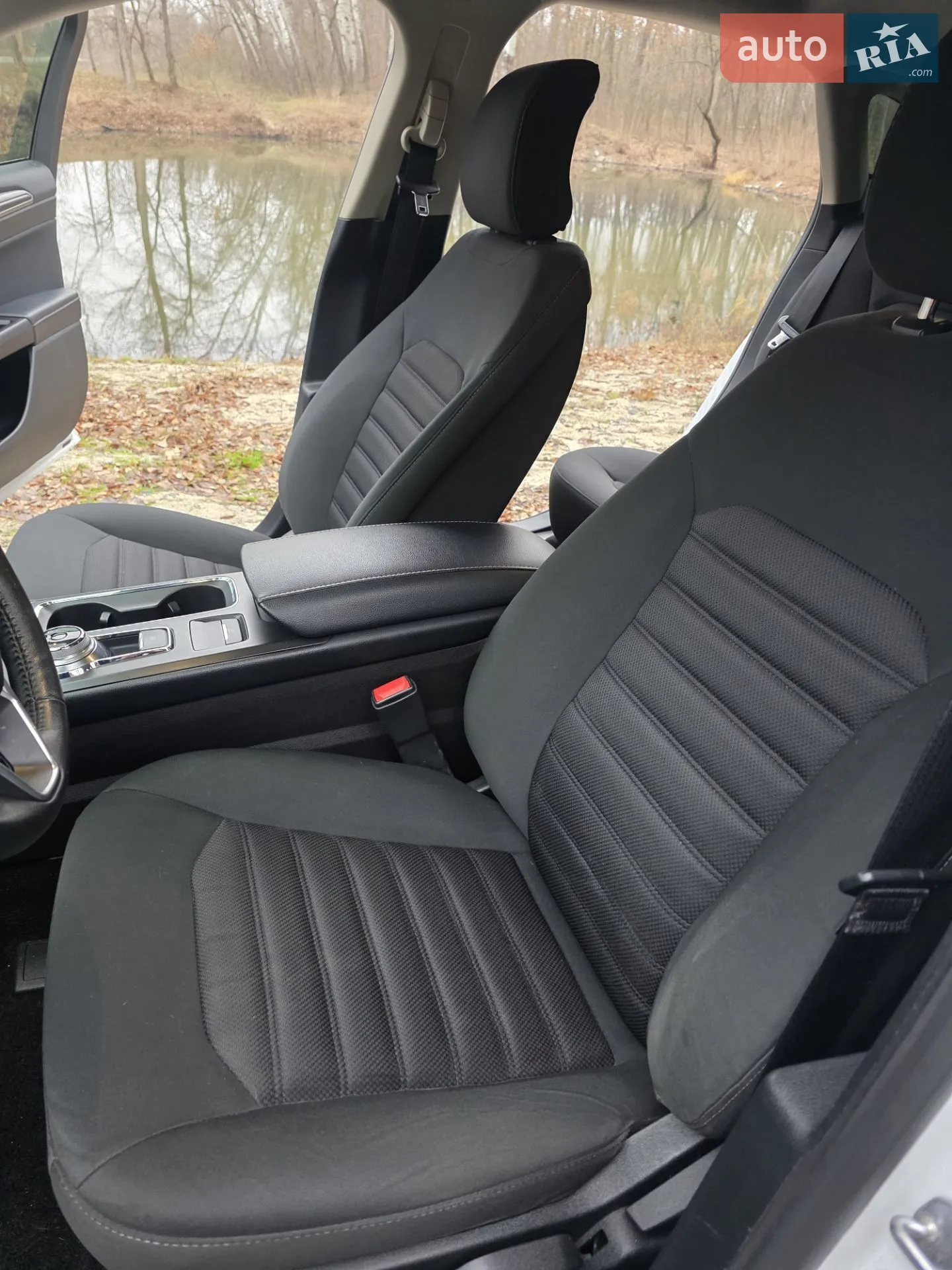2016 Ford Fusion - мініатюра 17