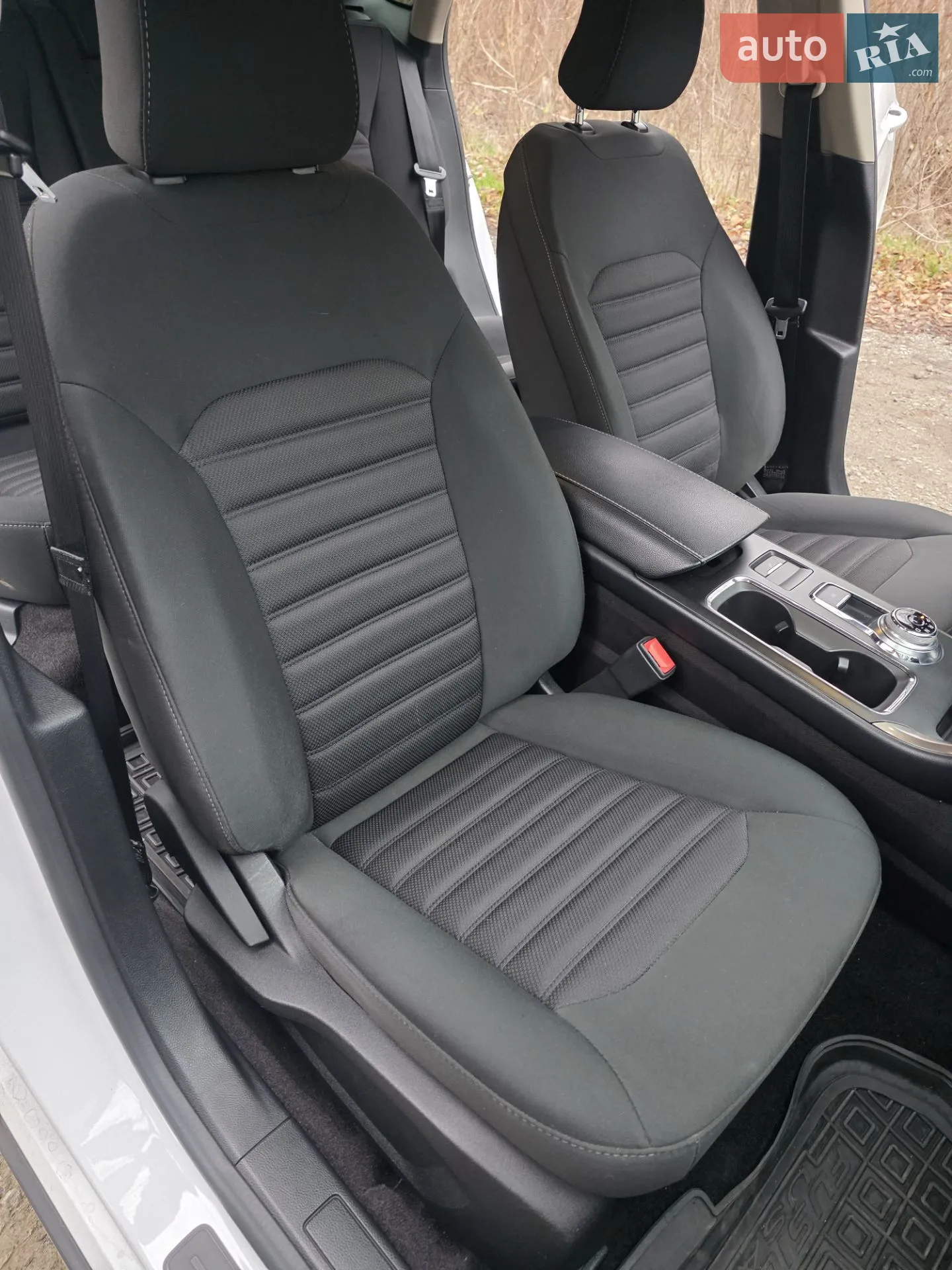 2016 Ford Fusion - мініатюра 19
