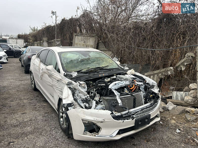 Седан Ford Fusion 2019 в Одессе