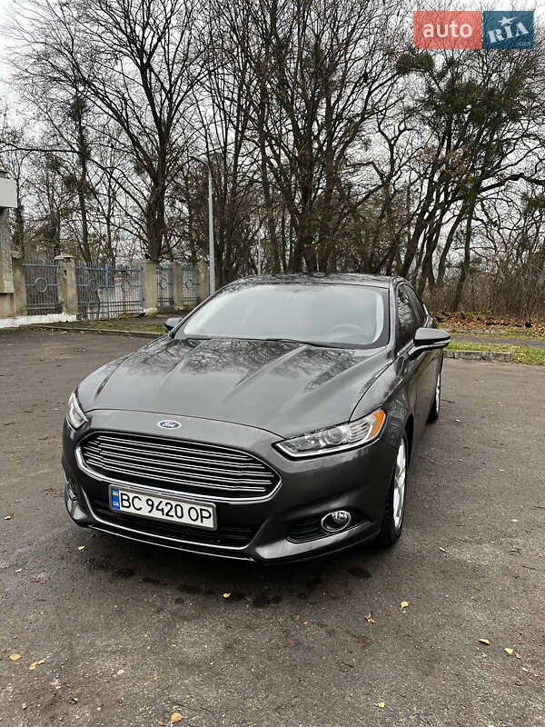 Ford Fusion 2016