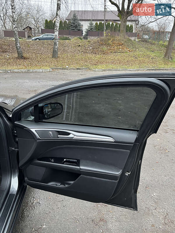 Седан Ford Fusion 2016 в Золочеве