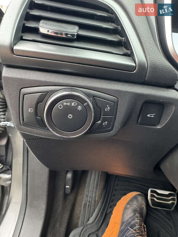 Седан Ford Fusion 2014 в Хмельницькому фото 13 Седан Ford Fusion 2014 в Хмельницькому