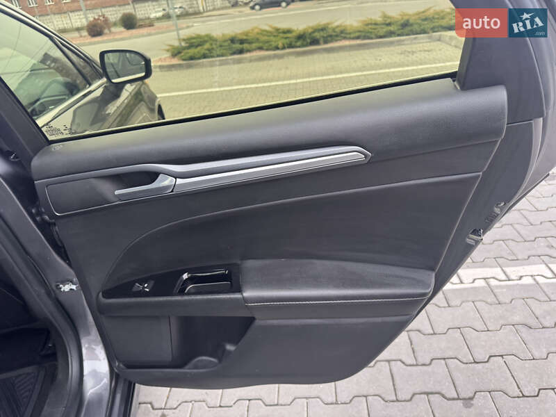 Седан Ford Fusion 2014 в Хмельницькому фото 22 Седан Ford Fusion 2014 в Хмельницькому