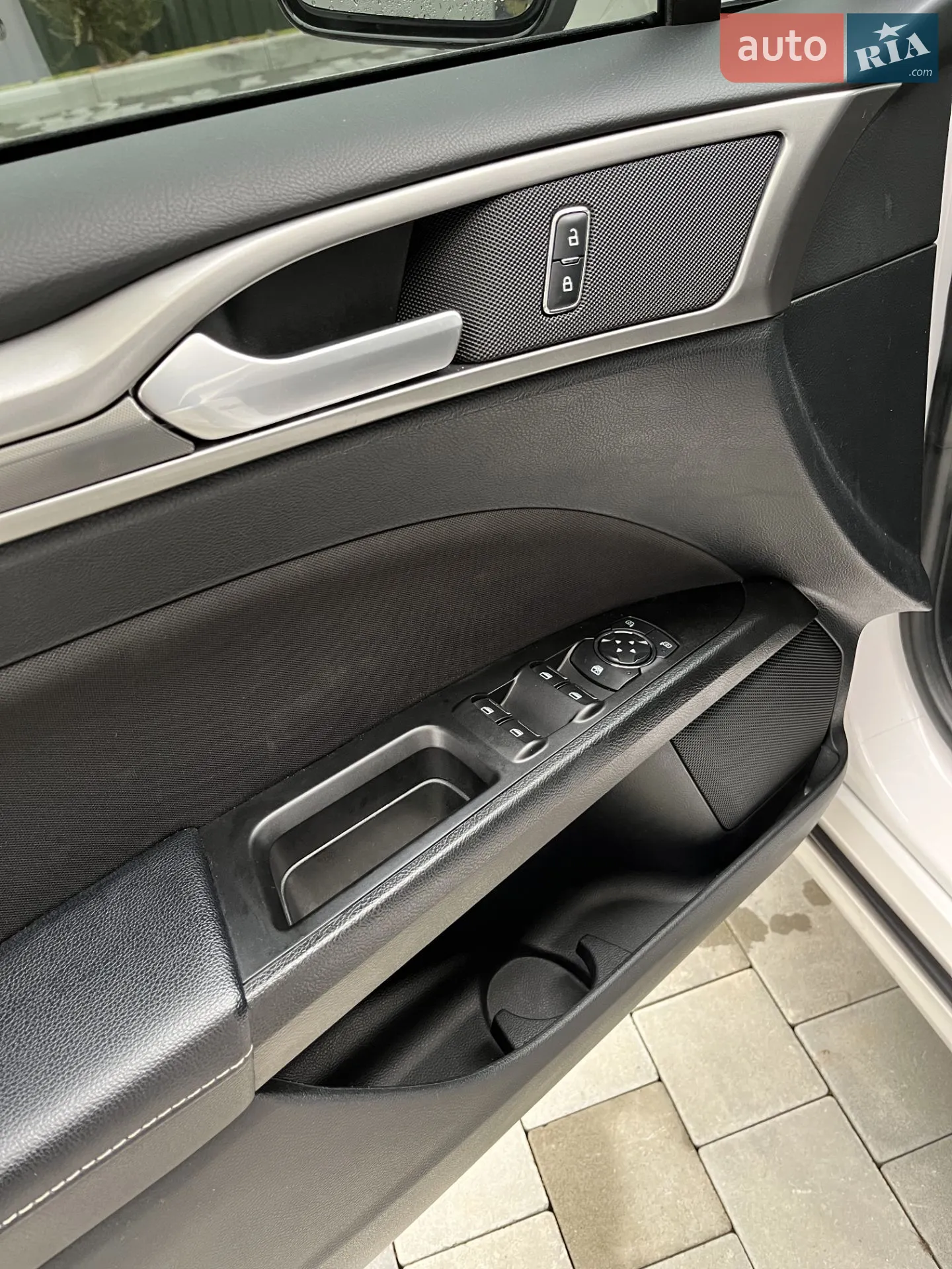 2017 Ford Fusion - мініатюра 12