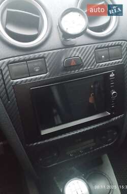 Хэтчбек Ford Fusion 2011 в Чернигове