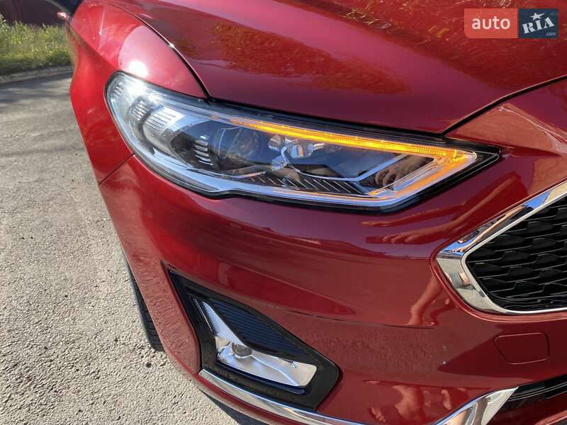 Седан Ford Fusion 2020 в Ровно